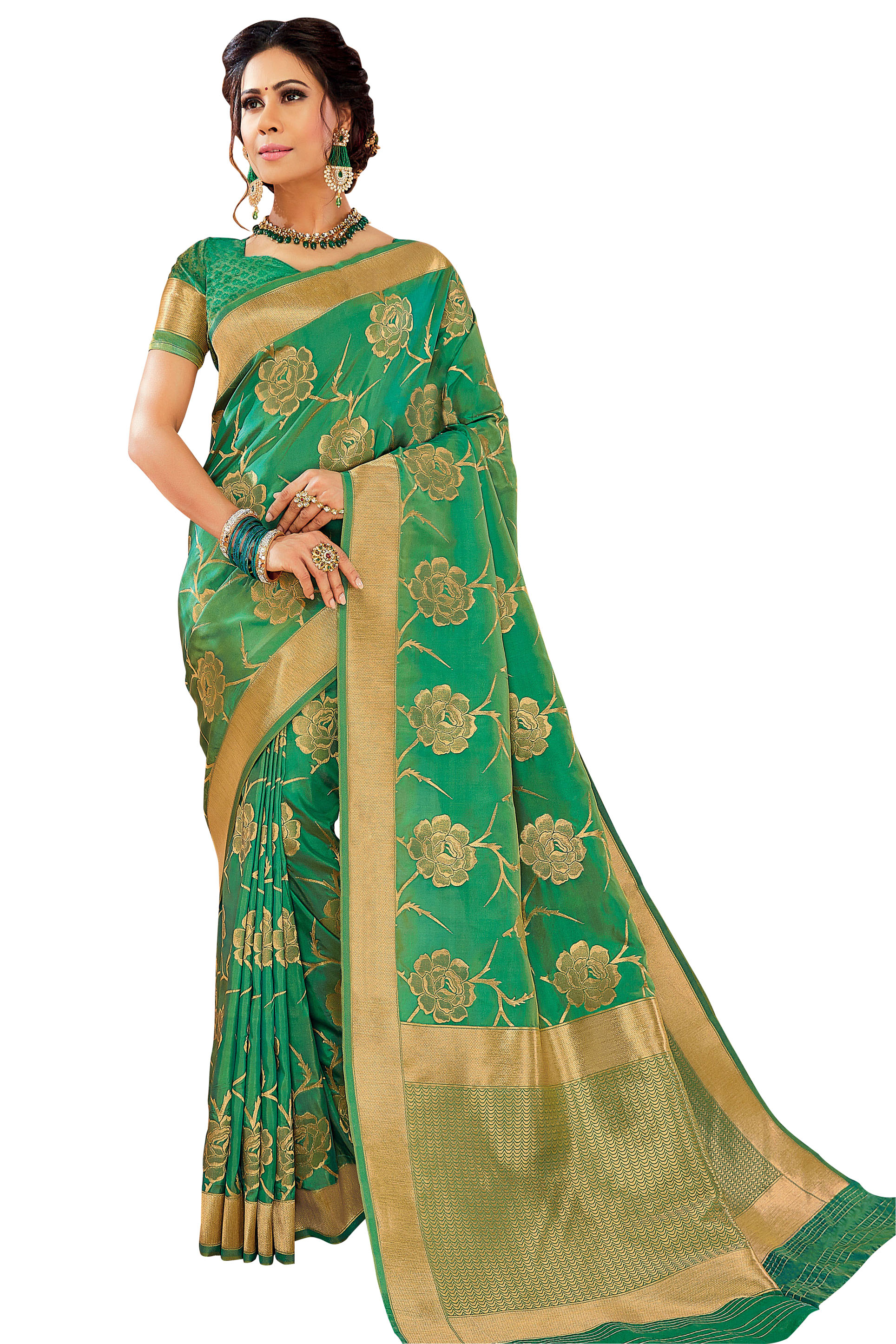 Green Mayuri Soft Silk Saree, Gleamed Up with Muthu Stripes All Over Its Body, Complemented by Contrast Border, Grandly Accentuated Pallu of Jaal Designs, and Paired with a Contrast Blouse
